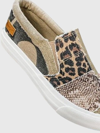 Women's Slip-On Shoes with Arch Support for All-Day Comfort