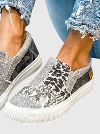 Women's Slip-On Shoes with Arch Support for All-Day Comfort