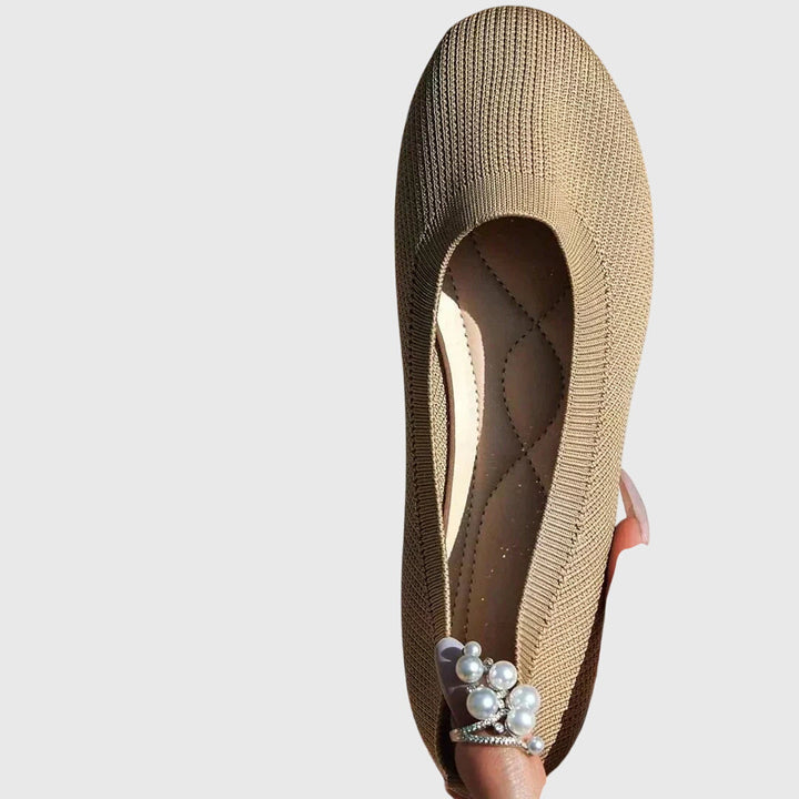 Women's Slip-on Shoes with Arch Support for Everyday Wear