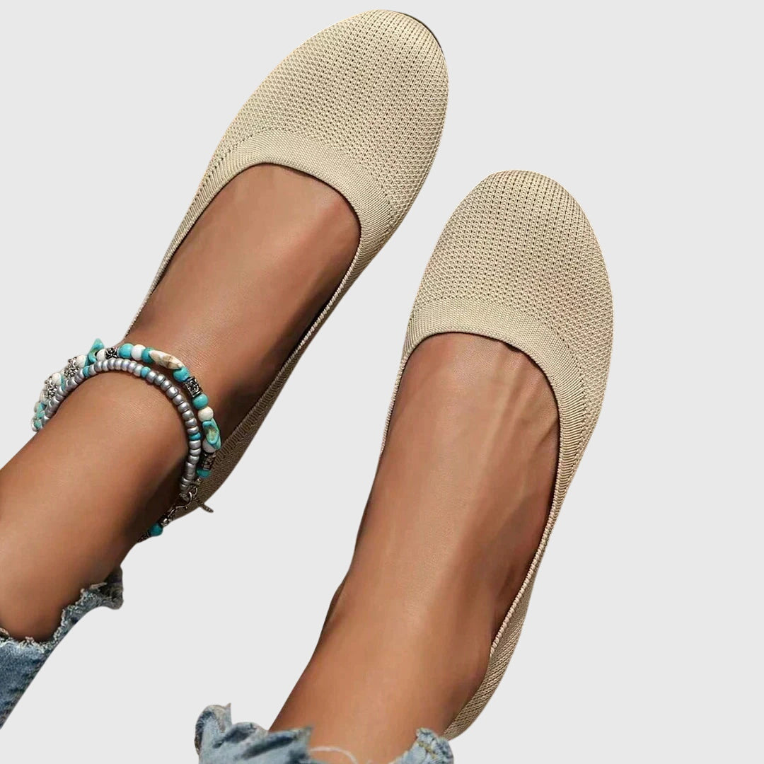 Women's Slip-on Shoes with Arch Support for Everyday Wear