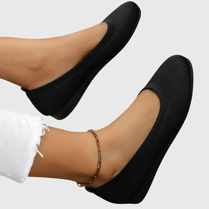 Women's Slip-on Shoes with Arch Support for Everyday Wear
