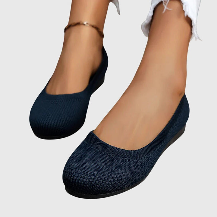 Women's Slip-on Shoes with Arch Support for Everyday Wear