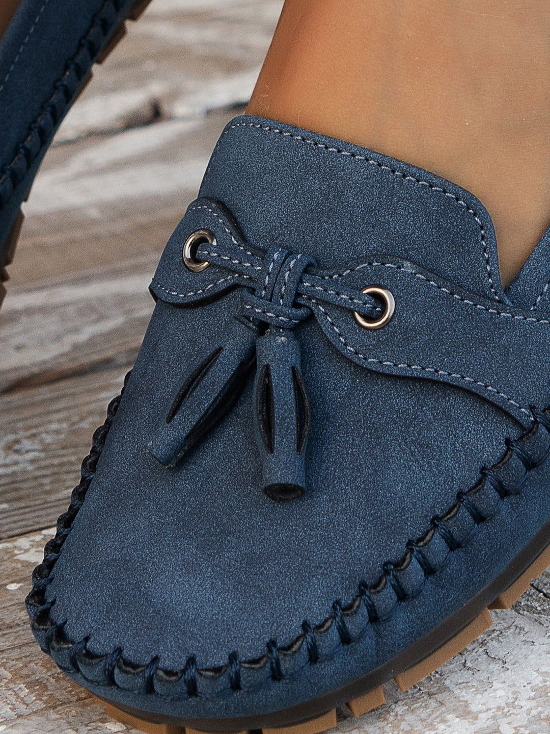 Women's Soft Moccasins with Cushioned Insole for Comfort
