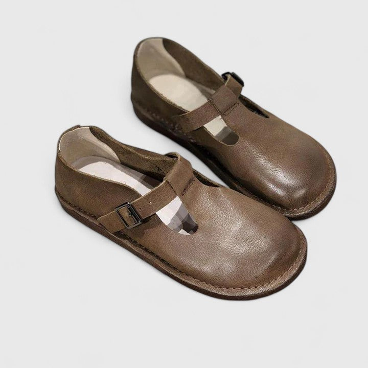 Women's Strap Shoes with Classic Design for Smart Casual