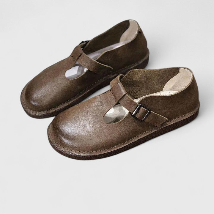 Women's Strap Shoes with Classic Design for Smart Casual