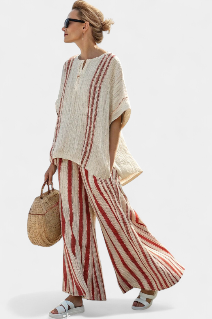 Women's Textured Top &amp; Linen Trousers for Coastal Days