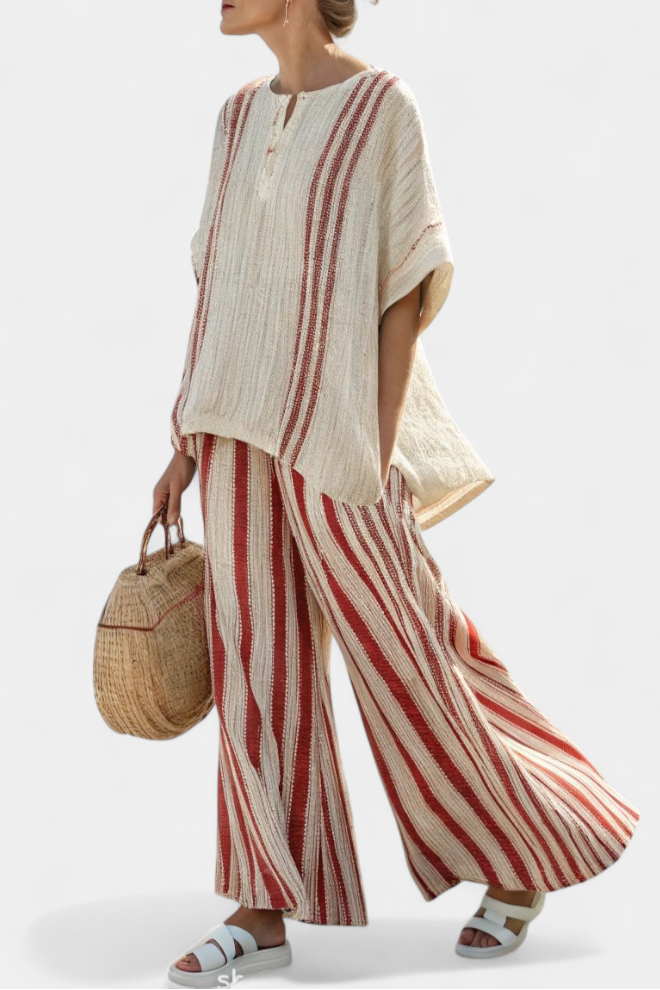 Women's Textured Top &amp; Linen Trousers for Coastal Days