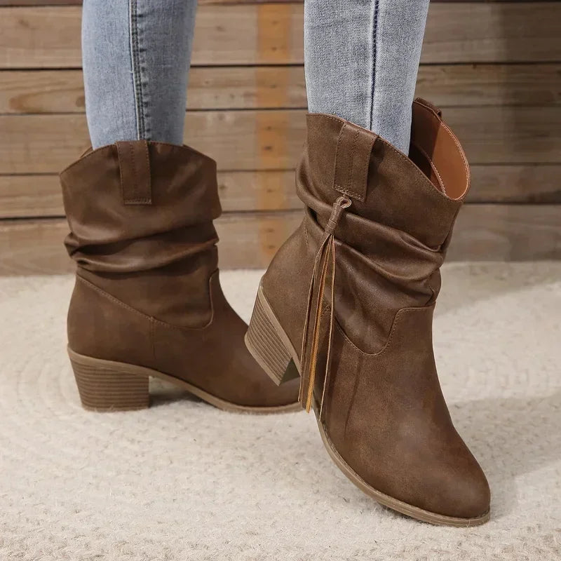Women's Western Boots with Tassel Detailing for Casual Wear