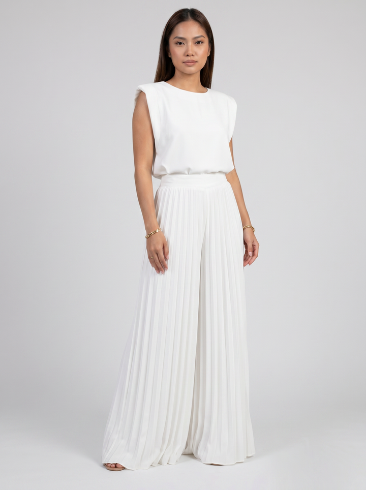 Women's pleated trouser set, white
