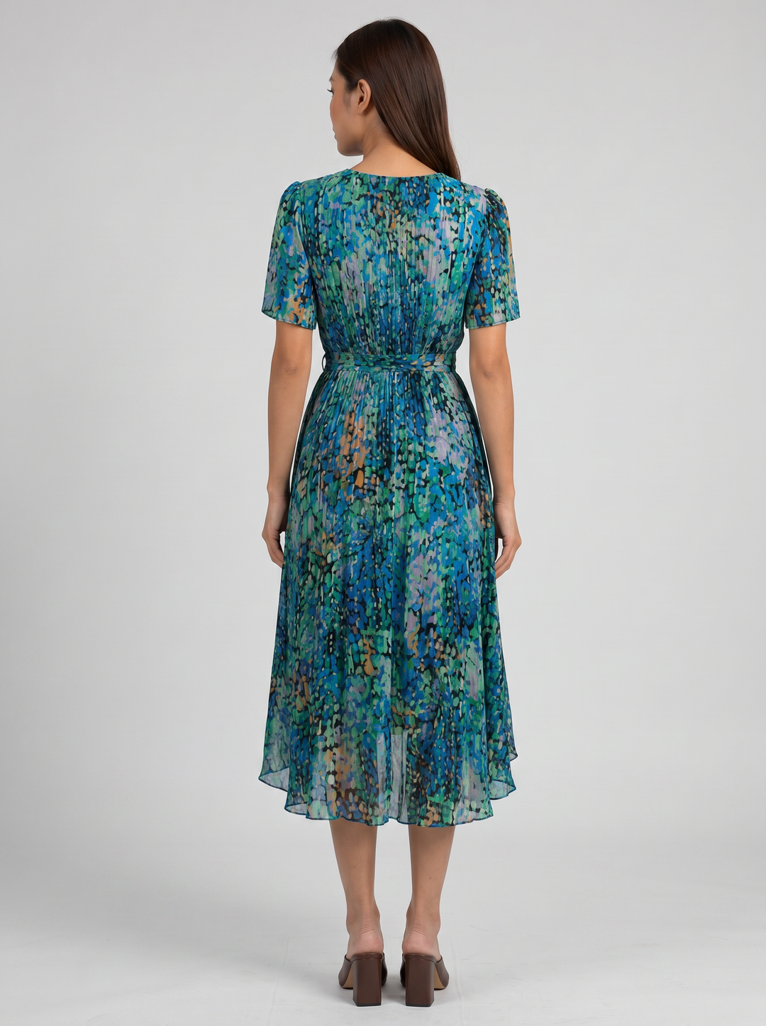 Women's V-Neck Summer Dress – Flowing Silhouette